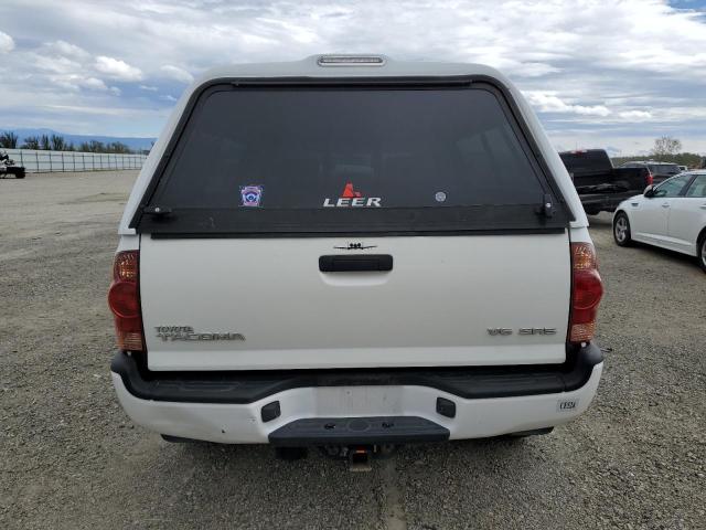 5TEMU52N98Z543886 - 2008 TOYOTA TACOMA DOUBLE CAB LONG BED WHITE photo 6