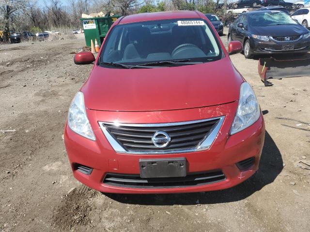 3N1CN7AP2DL860013 - 2013 NISSAN VERSA S RED photo 5