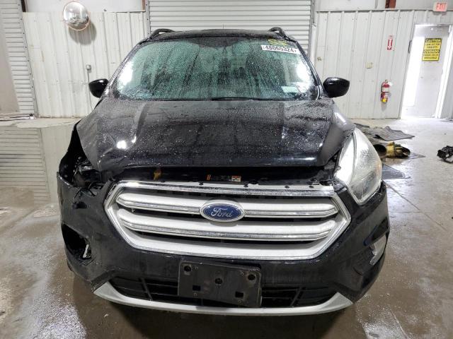 1FMCU9GD2JUA47082 - 2018 FORD ESCAPE SE BLACK photo 5