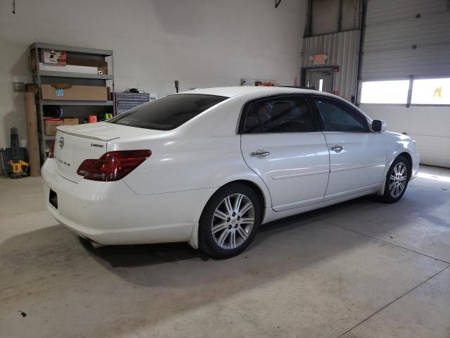 4T1BK36B48U288750 - 2008 TOYOTA AVALON XL WHITE photo 3