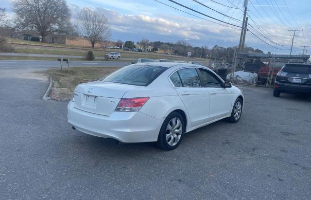 5KBCP3F87AB005983 - 2010 HONDA ACCORD EXL WHITE photo 4