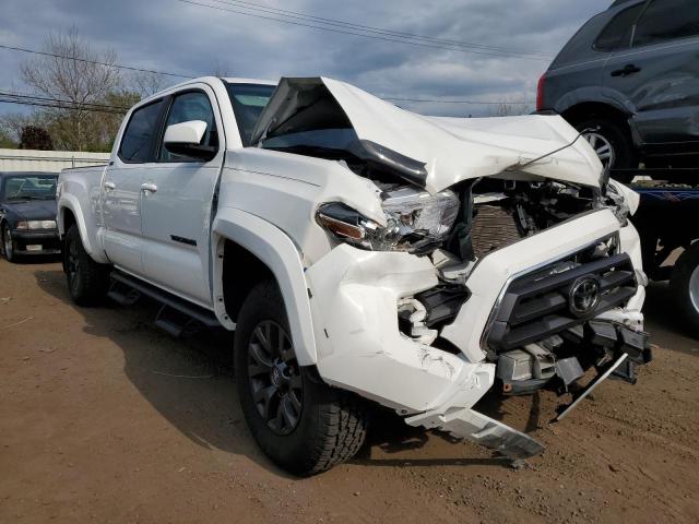 3TMDZ5BN2NM126331 - 2022 TOYOTA TACOMA DOUBLE CAB WHITE photo 4