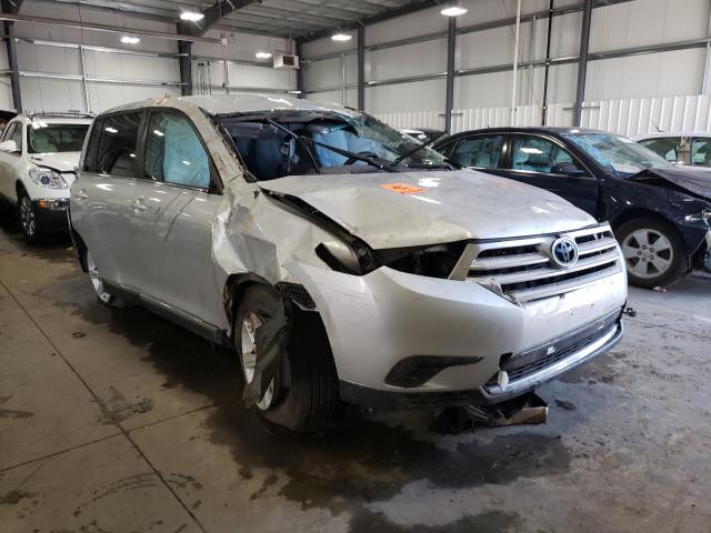 5TDBK3EH6CS170433 - 2012 TOYOTA HIGHLANDER BASE Күміс фото 1