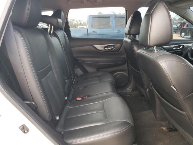 5N1AT2MT3GC858496 - 2016 NISSAN ROGUE S WHITE photo 11