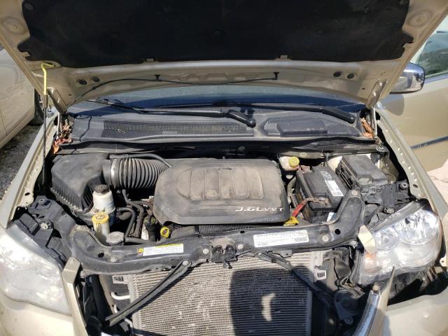 2A4RR8DG0BR611247 - 2011 CHRYSLER TOWN & COU TOURING L BEIGE photo 12