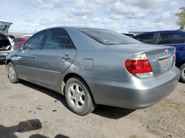 4T1BE32K85U968921 - 2005 TOYOTA CAMRY LE GOLD photo 2