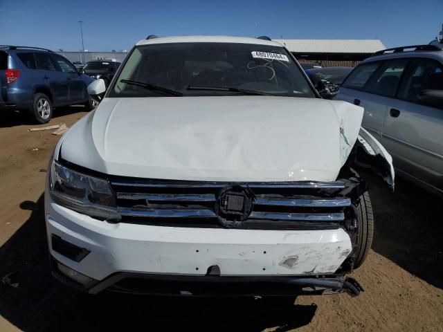 3VV2B7AXXJM000546 - 2018 VOLKSWAGEN TIGUAN SE WHITE photo 5