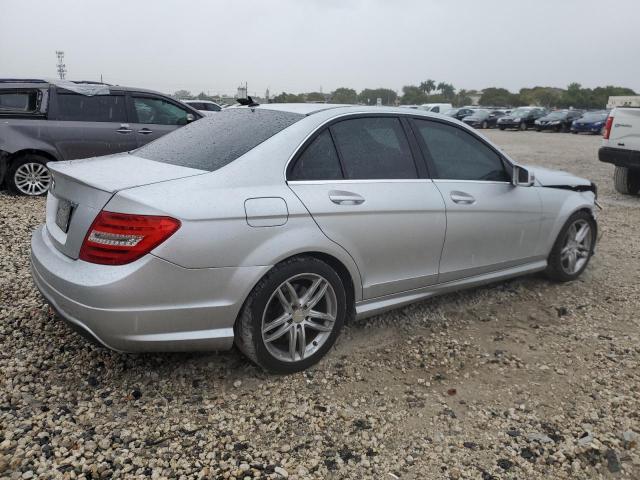 WDDGF4HB1DA769414 - 2013 MERCEDES-BENZ C 250 SILVER photo 3