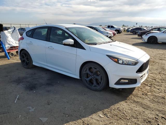 1FADP3L9XHL330852 - 2017 FORD FOCUS ST WHITE photo 4