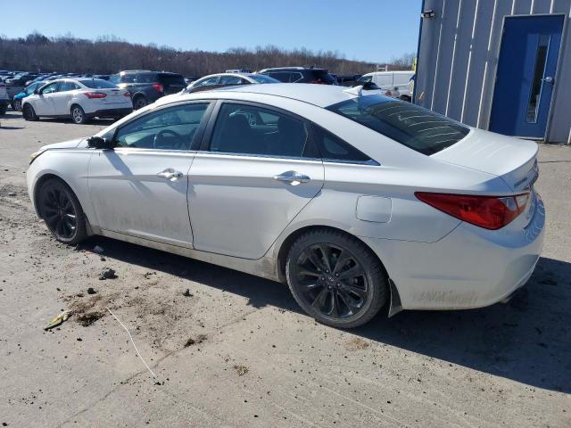 5NPEC4AB2BH174114 - 2011 HYUNDAI SONATA SE WHITE photo 2