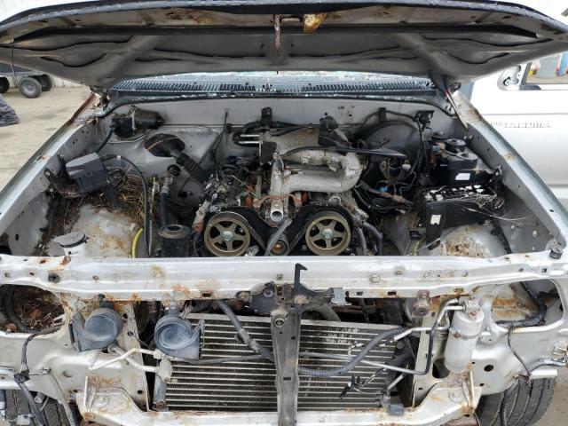 5TEWN72N51Z870891 - 2001 TOYOTA TACOMA XTRACAB SILVER photo 11