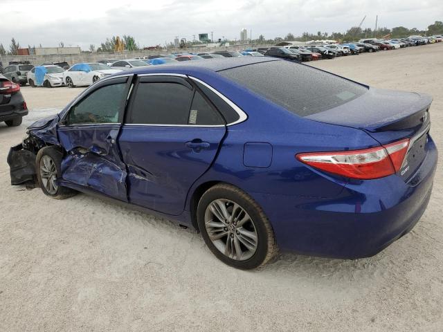 4T1BF1FK3FU939677 - 2015 TOYOTA CAMRY LE BLUE photo 2