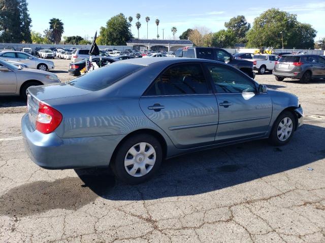 4T1BE32K82U572452 - 2002 TOYOTA CAMRY LE BLUE photo 3