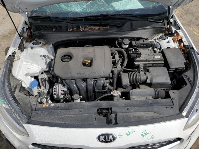 3KPF24AD2ME264833 - 2021 KIA FORTE FE WHITE photo 11