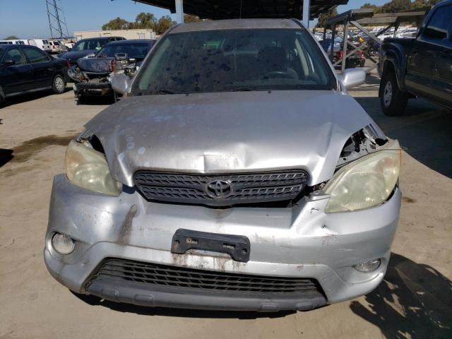 2T1KR32E06C594127 - 2006 TOYOTA COROLLA MA XR SILVER photo 5