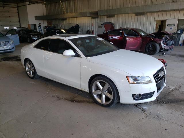 WAUDK78T79A050000 - 2009 AUDI A5 QUATTRO WHITE photo 4