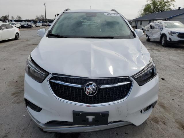 KL4CJASB9JB567905 - 2018 BUICK ENCORE PREFERRED WHITE photo 5