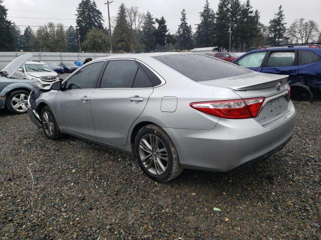 4T1BF1FK4HU709231 - 2017 TOYOTA CAMRY LE SILVER photo 2
