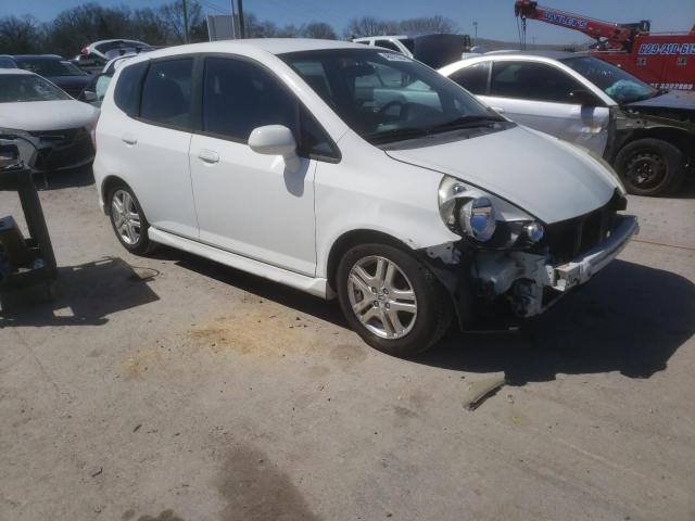 JHMGD38677S054048 - 2007 HONDA FIT S WHITE photo 4