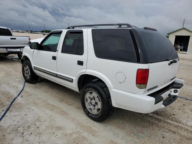 1GNDT13W71K223681 - 2001 CHEVROLET BLAZER WHITE photo 2