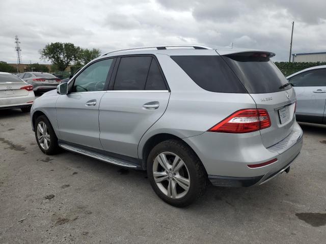 4JGDA2EB4EA336462 - 2014 MERCEDES-BENZ ML 350 BLUETEC SILVER photo 2