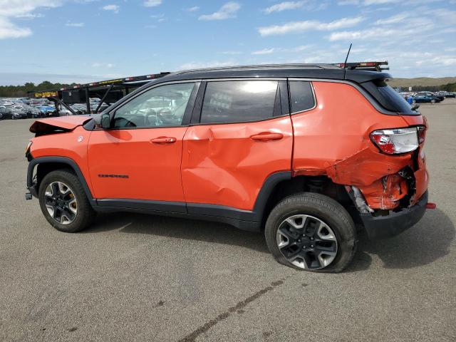 3C4NJDDB9JT346025 - 2018 JEEP COMPASS TRAILHAWK ORANGE photo 2