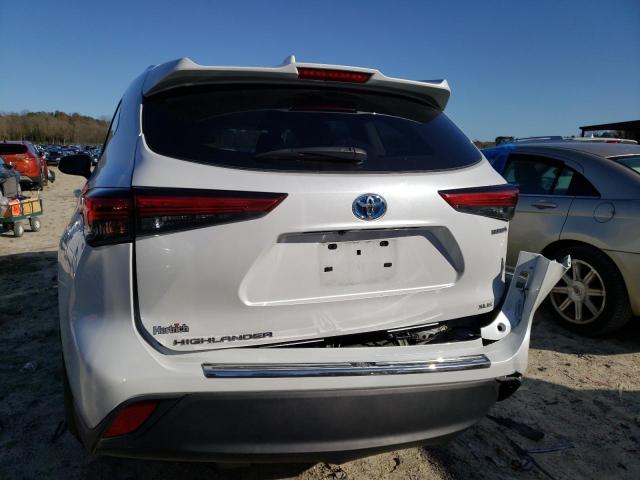 5TDGBRCH7NS547785 - 2022 TOYOTA HIGHLANDER HYBRID XLE WHITE photo 6