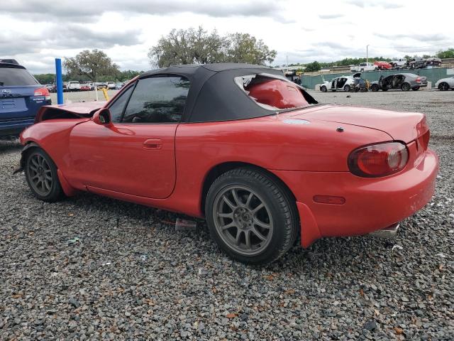 JM1NB353720221490 - 2002 MAZDA MX-5 MIATA BASE RED photo 2