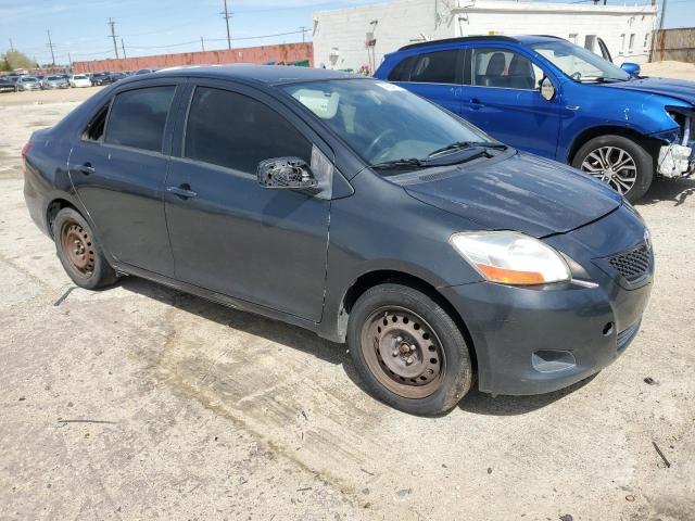 JTDBT4K37A1352468 - 2010 TOYOTA YARIS GRAY photo 4