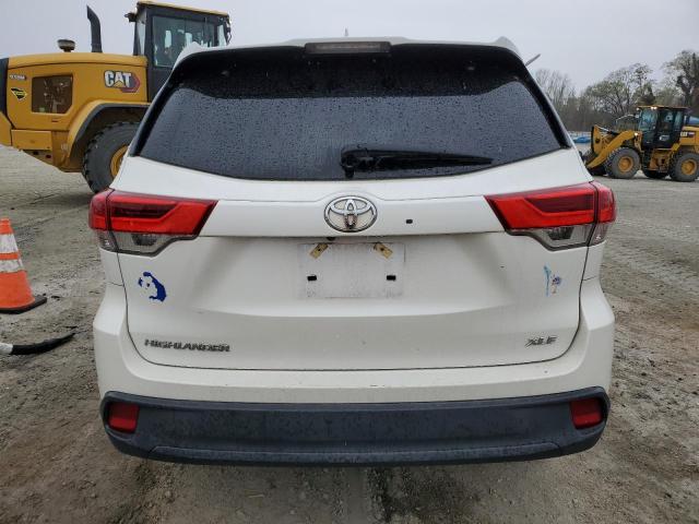 5TDKZRFH1HS508325 - 2017 TOYOTA HIGHLANDER SE WHITE photo 6