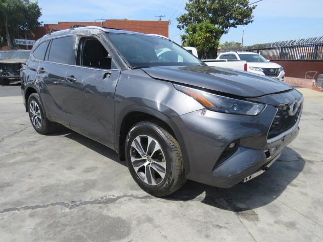 5TDGZRBH3NS587150 - 2022 TOYOTA HIGHLANDER XLE 灰色 照片 1