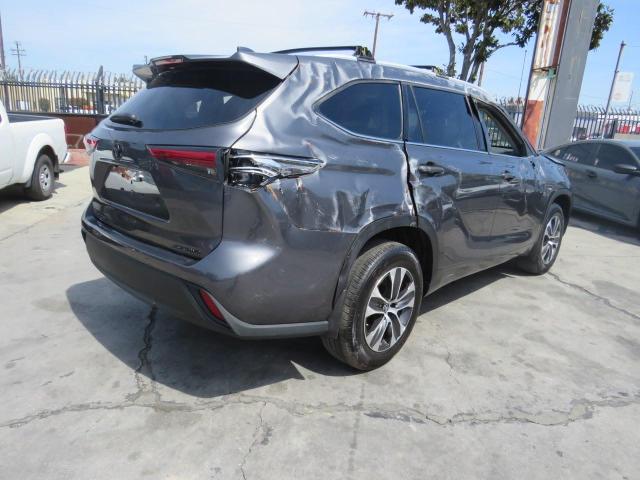 5TDGZRBH3NS587150 - 2022 TOYOTA HIGHLANDER XLE 灰色 照片 3