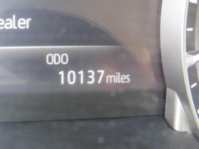 5TDGZRBH3NS587150 - 2022 TOYOTA HIGHLANDER XLE 灰色 照片 8