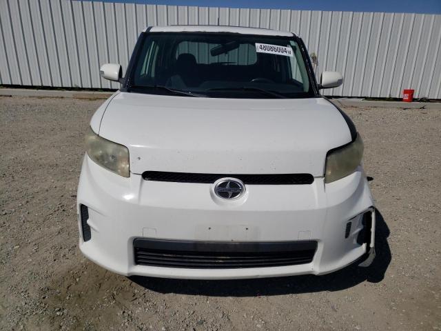 JTLZE4FE6B1138047 - 2011 TOYOTA SCION XB WHITE photo 5