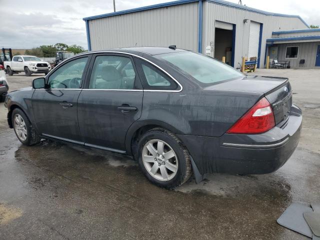 1FAHP24157G141389 - 2007 FORD FIVE HUNDR SEL GRAY photo 2