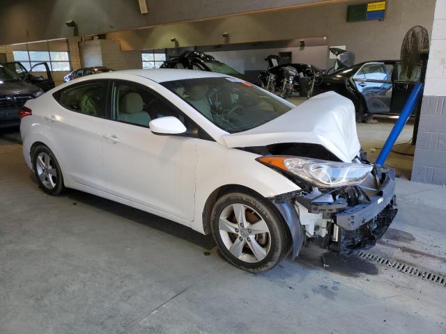 5NPDH4AE3DH448639 - 2013 HYUNDAI ELANTRA GLS WHITE photo 4