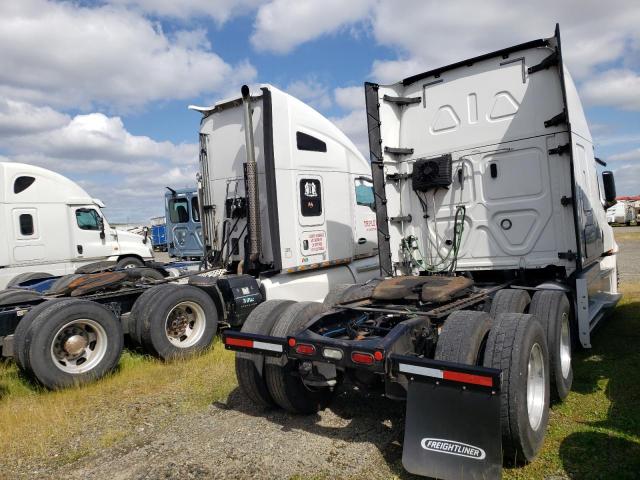 3AKJHHDR3LSLT3491 - 2020 FREIGHTLINER CASCADIA 1 WHITE photo 4