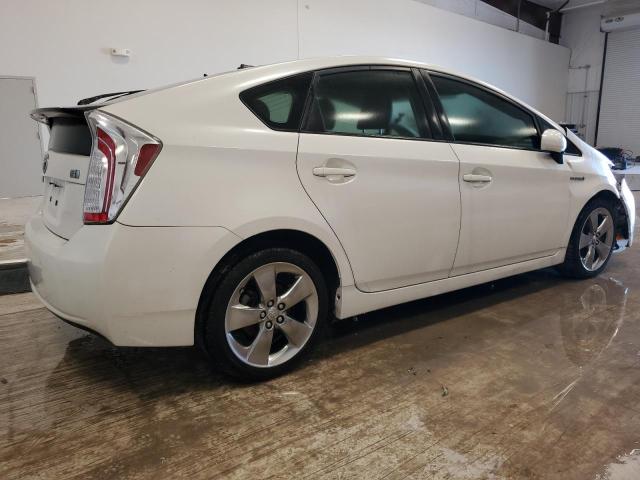 JTDKN3DU9D5594959 - 2013 TOYOTA PRIUS WHITE photo 3