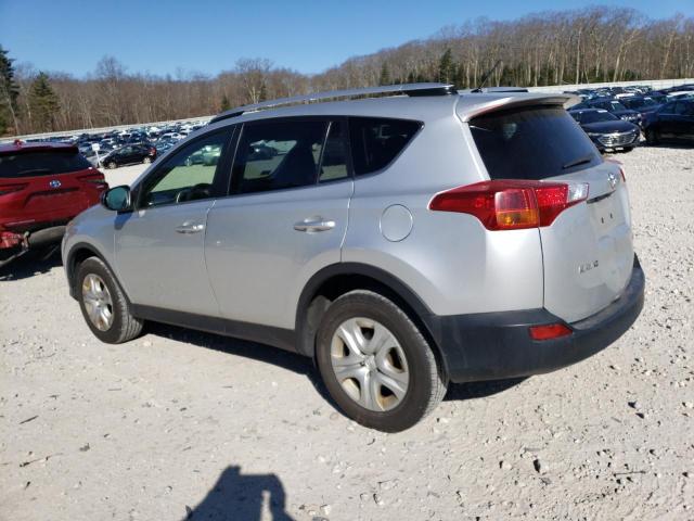 JTMBFREV3FD104502 - 2015 TOYOTA RAV4 LE SILVER photo 2