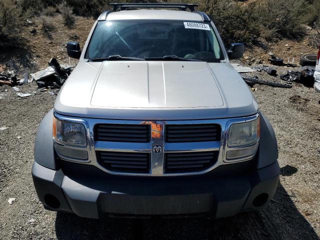 1D8GU28KX8W137333 - 2008 DODGE NITRO SXT SILVER photo 5