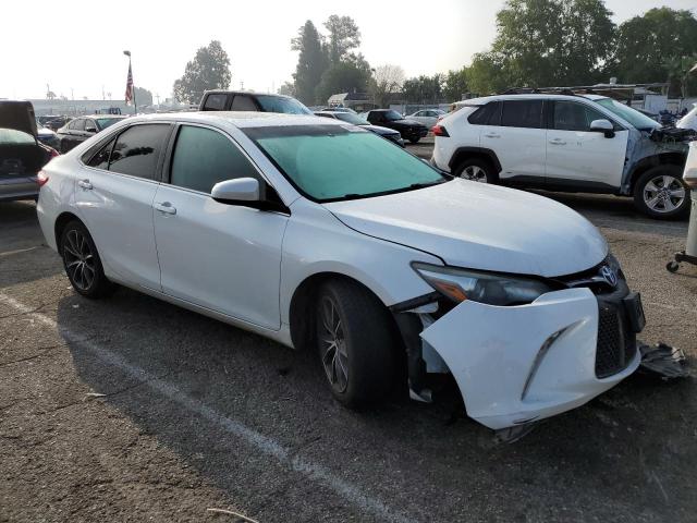 4T1BF1FK7GU228730 - 2016 TOYOTA CAMRY LE WHITE photo 4