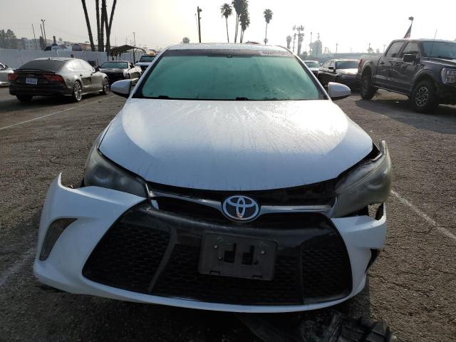 4T1BF1FK7GU228730 - 2016 TOYOTA CAMRY LE WHITE photo 5