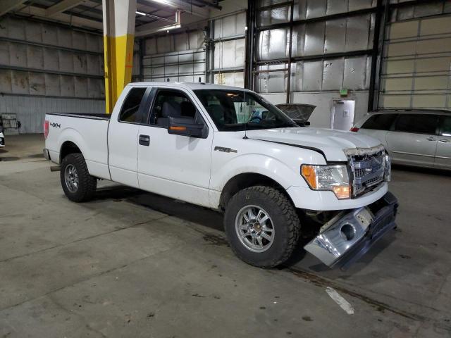 1FTFX1EF1DFB10664 - 2013 FORD F150 SUPER CAB WHITE photo 4