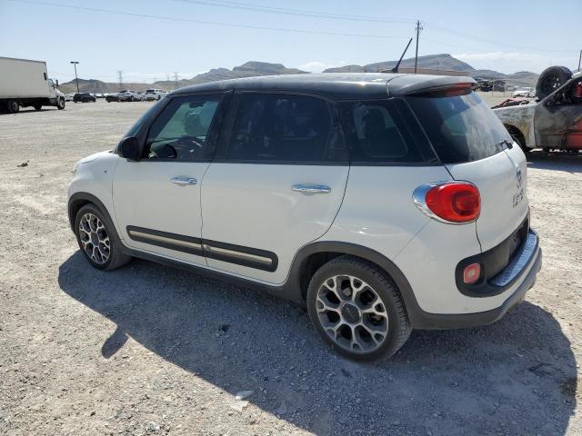 ZFBCFADHXFZ032947 - 2015 FIAT 500L TREKKING WHITE photo 2