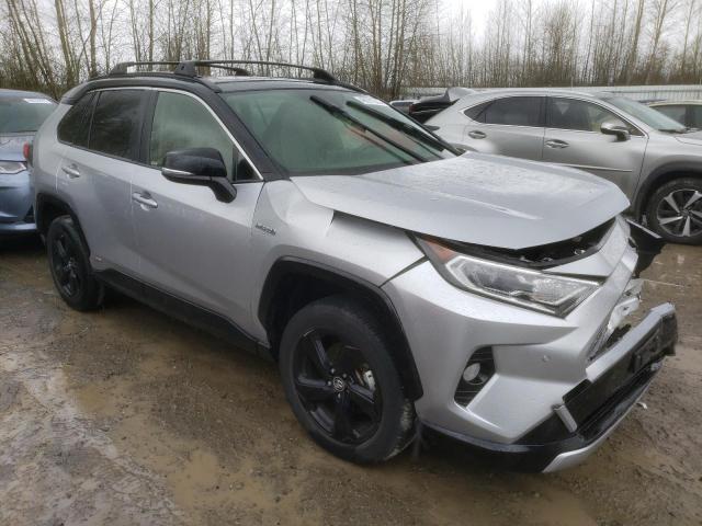 JTMEWRFV1KJ018869 - 2019 TOYOTA RAV4 XSE SILVER photo 4