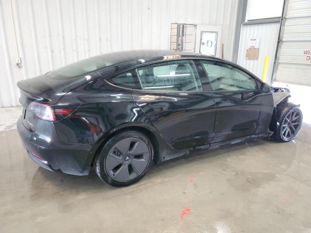 5YJ3E1EB1NF288375 - 2022 TESLA MODEL 3 BLACK photo 3