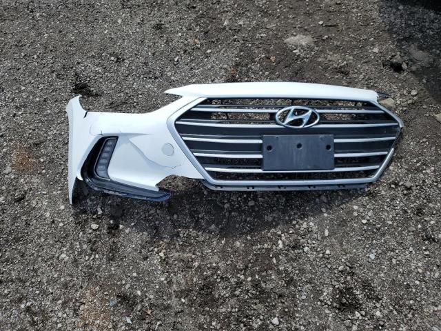 KMHD84LF7JU513477 - 2018 HYUNDAI ELANTRA SEL WHITE photo 12