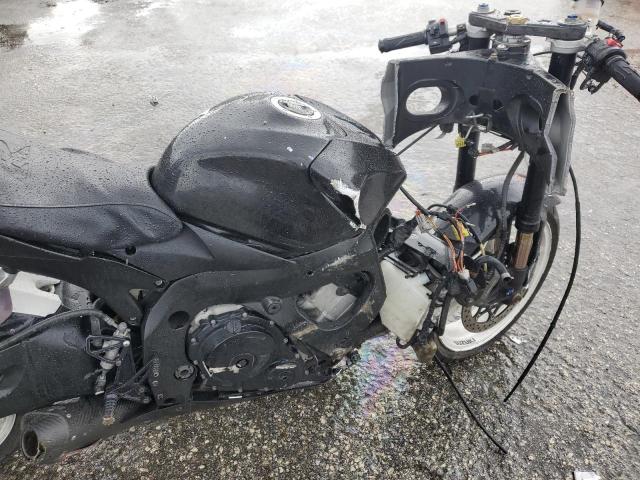 JS1GR7KA272101777 - 2007 SUZUKI GSX-R750 BLACK photo 5