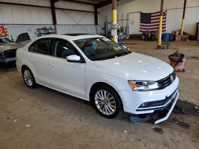 3VWD17AJ5FM350483 - 2015 VOLKSWAGEN JETTA SE WHITE photo 4