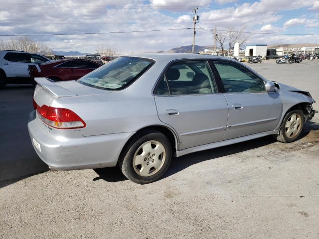 1HGCG16511A081055 - 2001 HONDA ACCORD EX SILVER photo 3